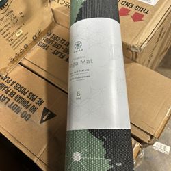 Gaiam Premium Yoga Mat - Luminary Green (6mm): Non-Slip PVC, Tree Pattern