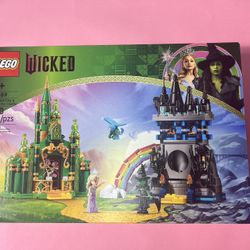 Brand New Lego Wicked 860 Pcs/Pzs For 9+ (#75689)