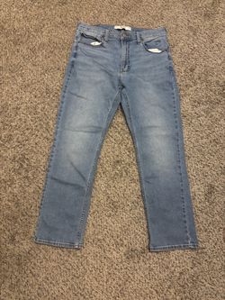 Hollister Slim Straight Men’s Light Wash Jeans