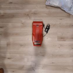 Milwaukee MX FUEL CHARGER