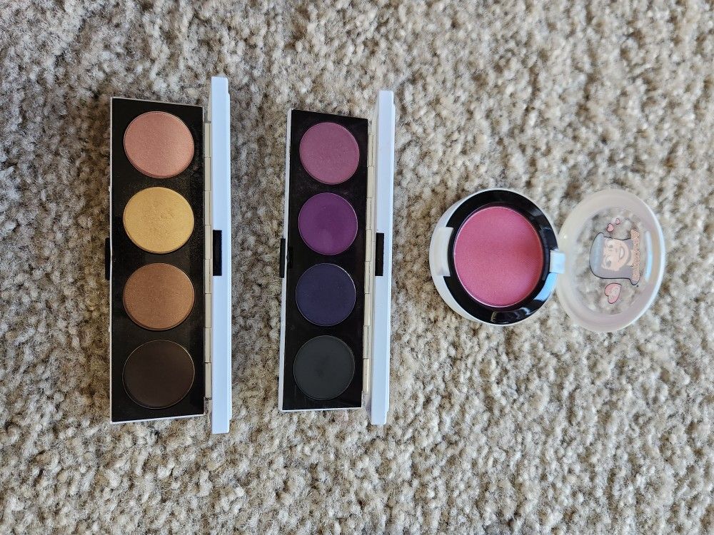 Mac Cosmetics Archie Collection