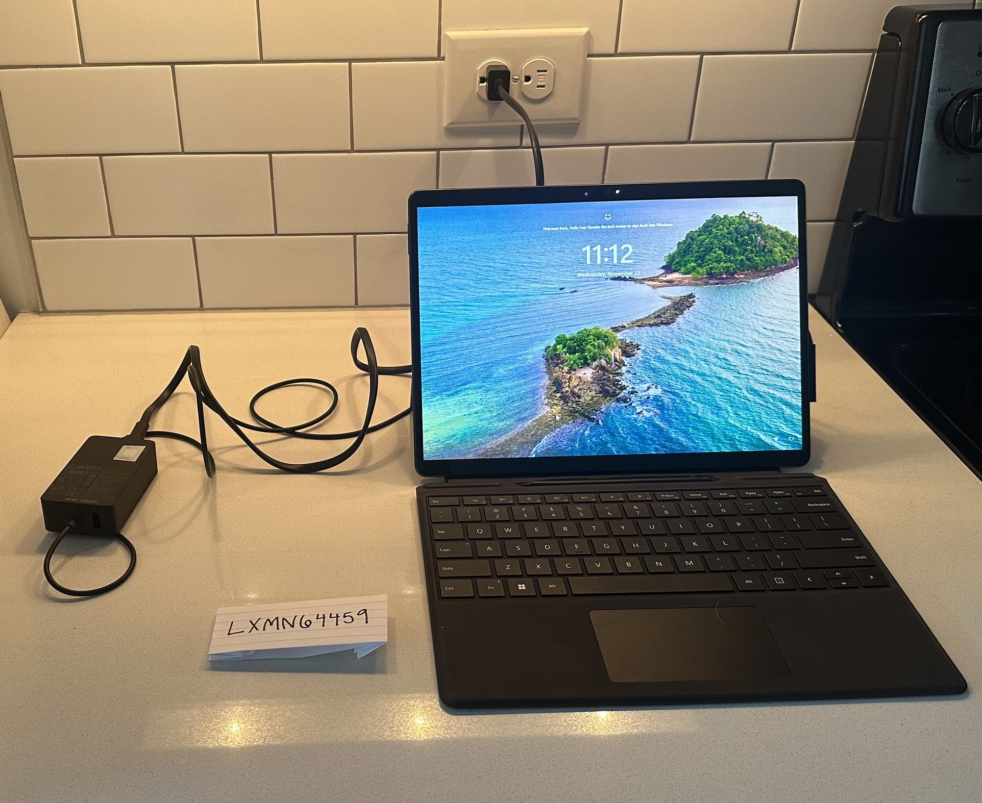 Microsoft Surface Pro 8 i7/256GB  AND Slim Pen / Keyboard ($2000+ value)
