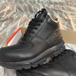 MENS NIKE AIR MAX Boots  SIZE 9 $140 