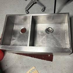 Under mount Apron dual sink