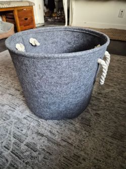 Basket / Hamper
