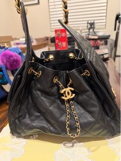 Women’s Handbag ( slightly used )