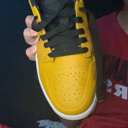 Yellow Jordan’s 
