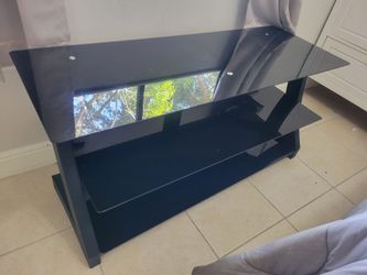TV stand 50x18