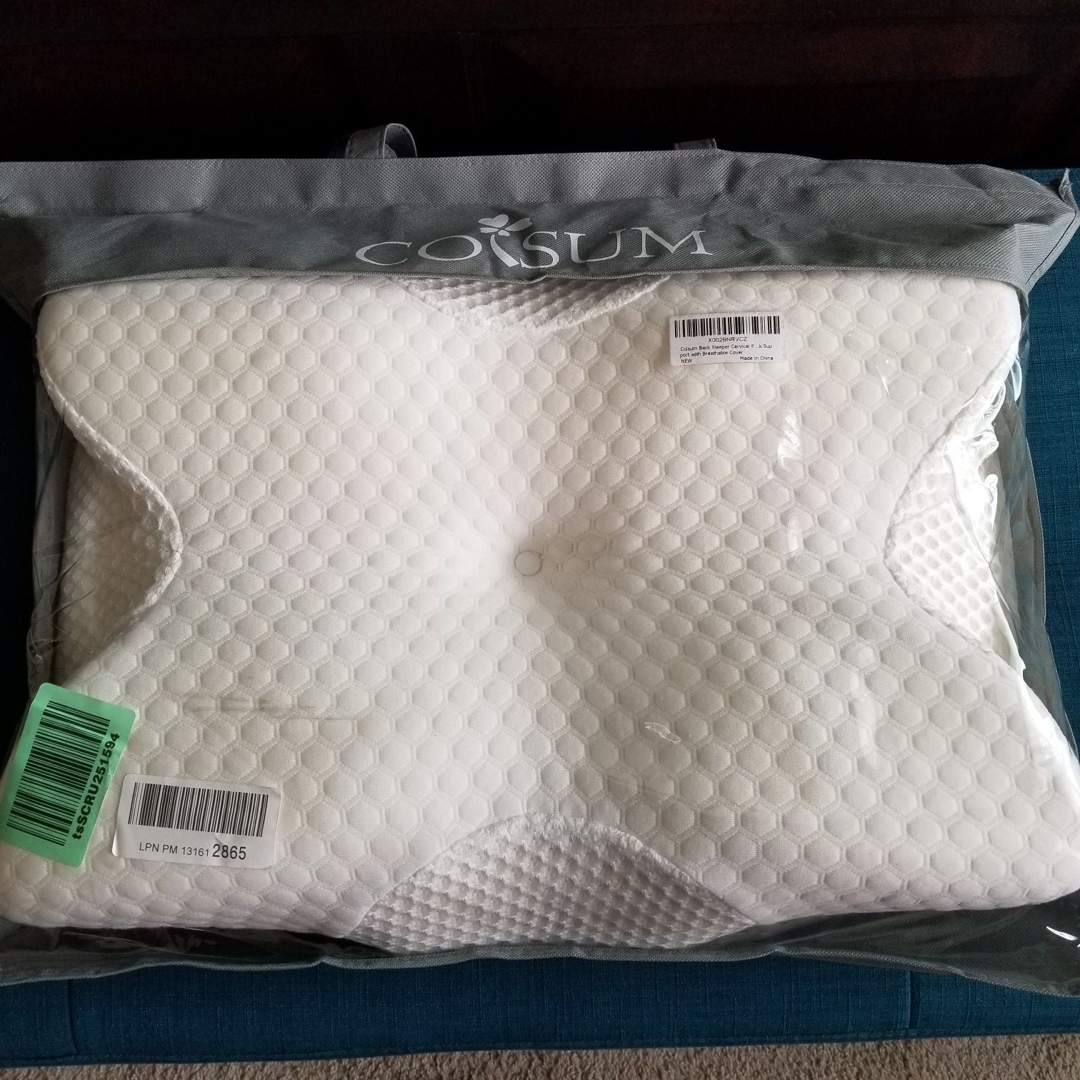 Coisum Memory Foam Pillow