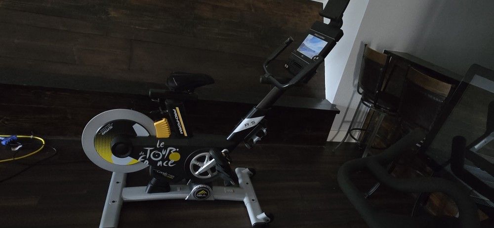Tour The France Spinning Bike