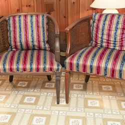 Pair of Traditional Vintage Walnut Living Room Chairs