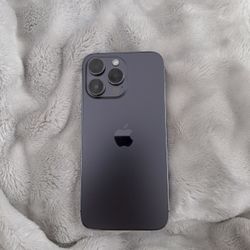 IPhone 14 Pro Max (locked) 