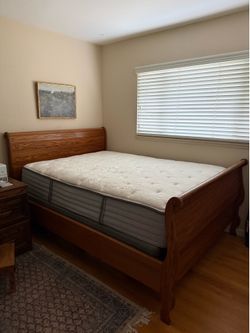 Solid Oak Queen Sleigh Bed with Mattress