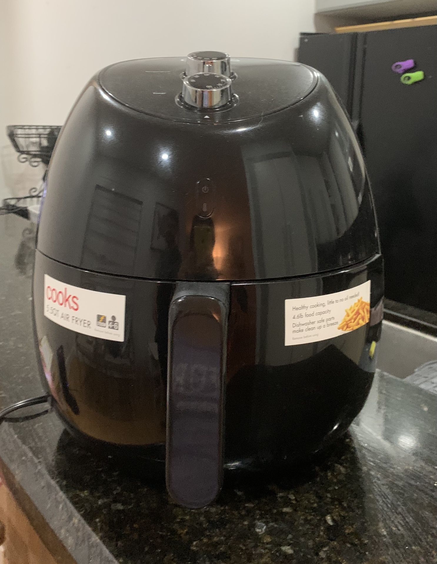 Air Fryer 5.5 Qt Cook Brand