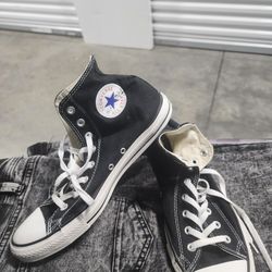 Converse Chucks  Mens Size 10