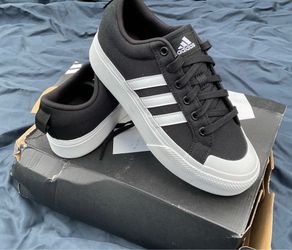 Adidas NWT size 6 nwt