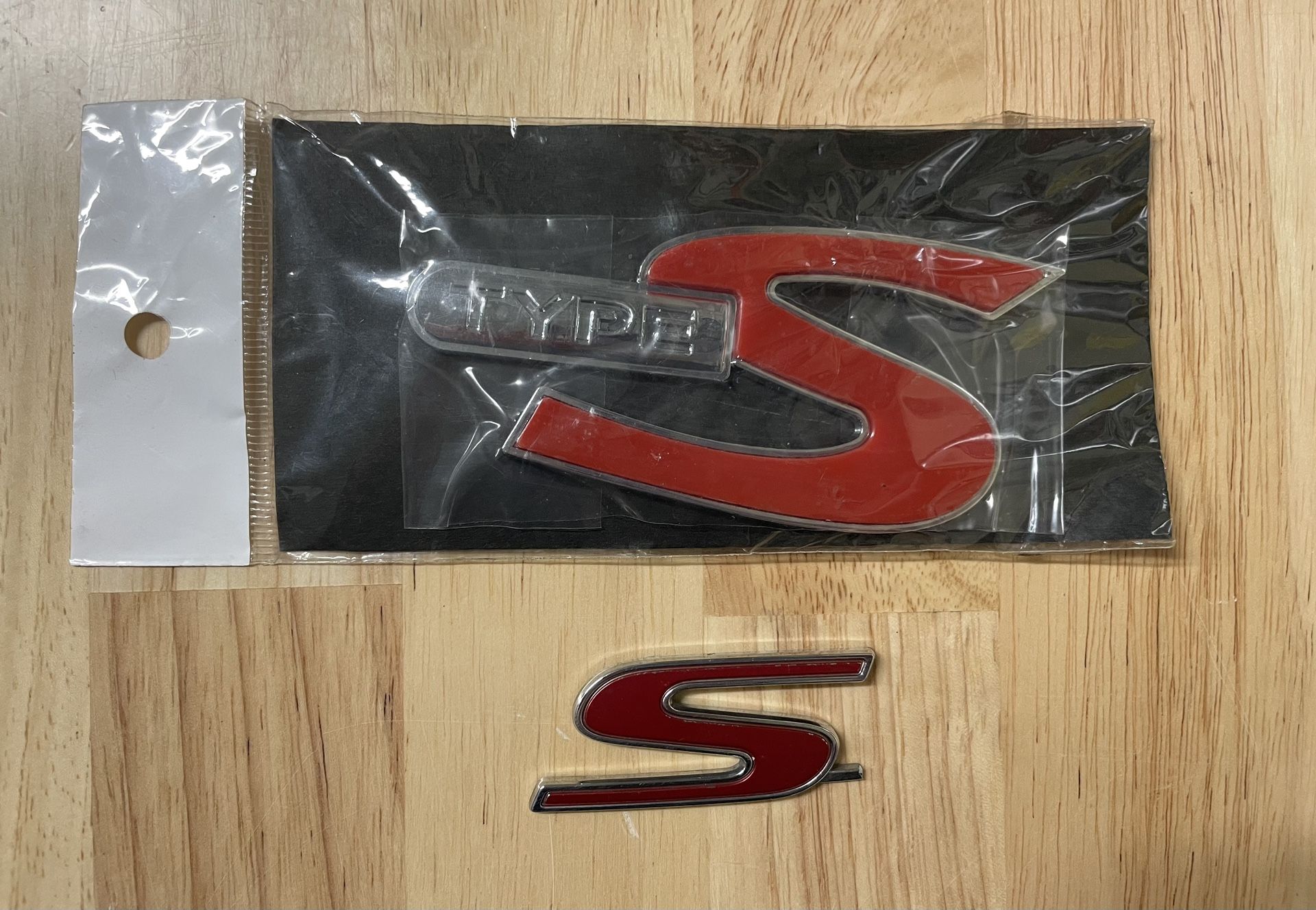 Acura Type S Badges/Emblems