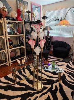 80s postmodern pink and white calla lily flower lamp