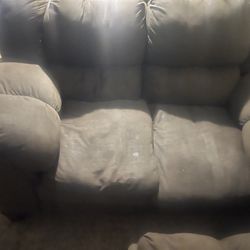 Couch set