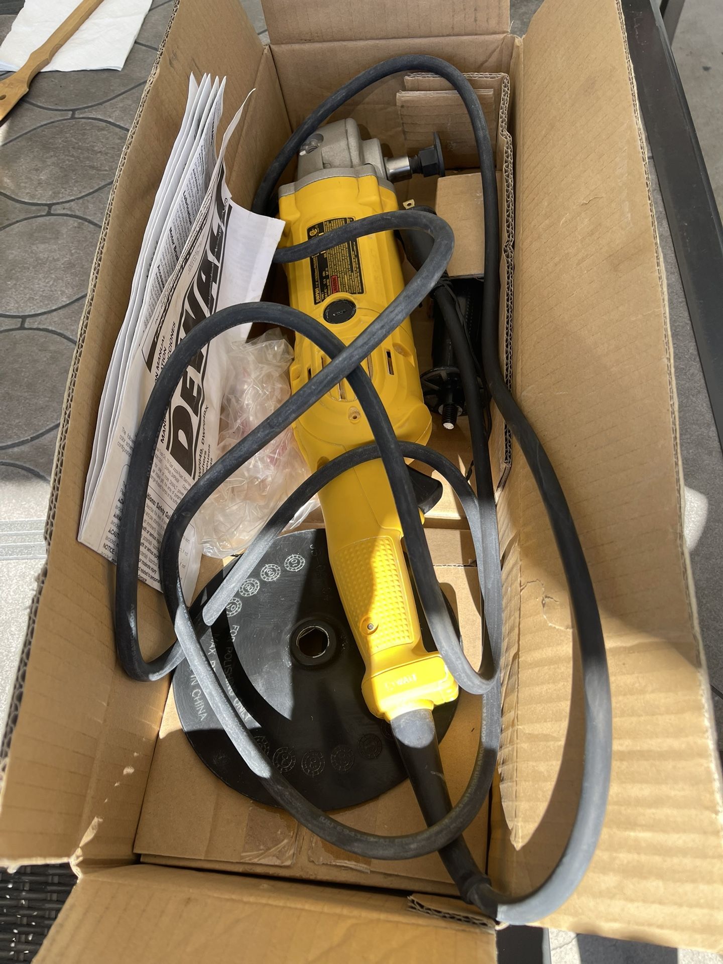 DEWalt Polisher DWP849