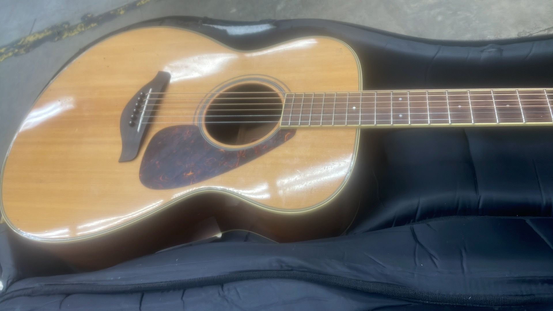 Yamaha Guitar