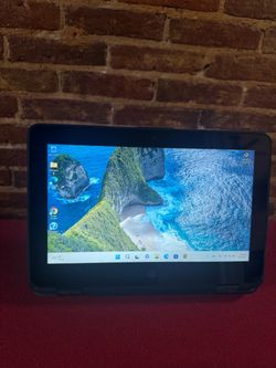 11 inch HP 2 in 1 touchscreen laptop