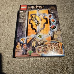 Lego 76412 Hufflepuff House Banner