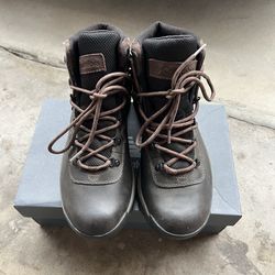 Columbia Mens Hiking Boots