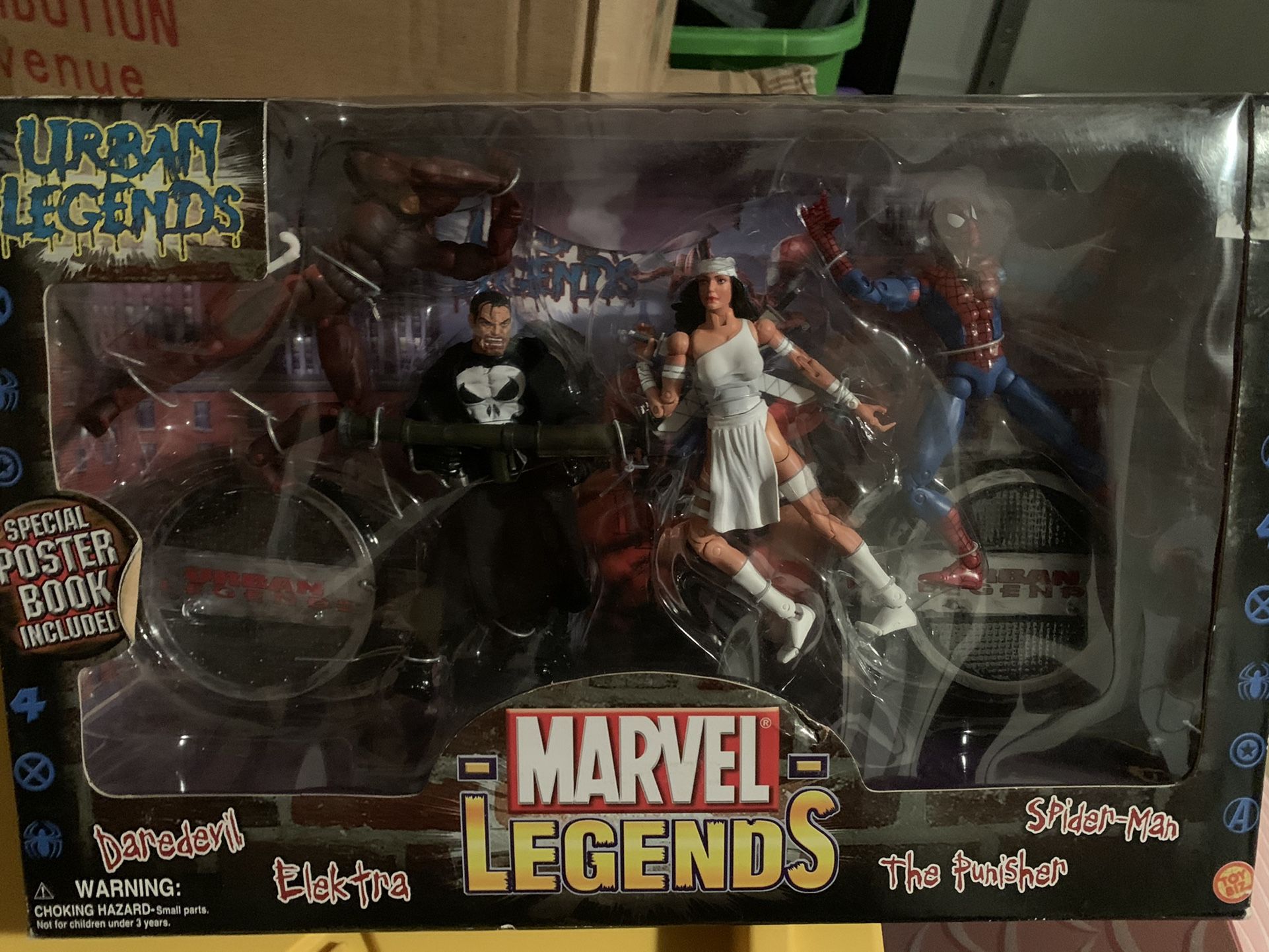 Toy Biz Marvel Legends Urban Legends Box Set Spider-Man Punisher