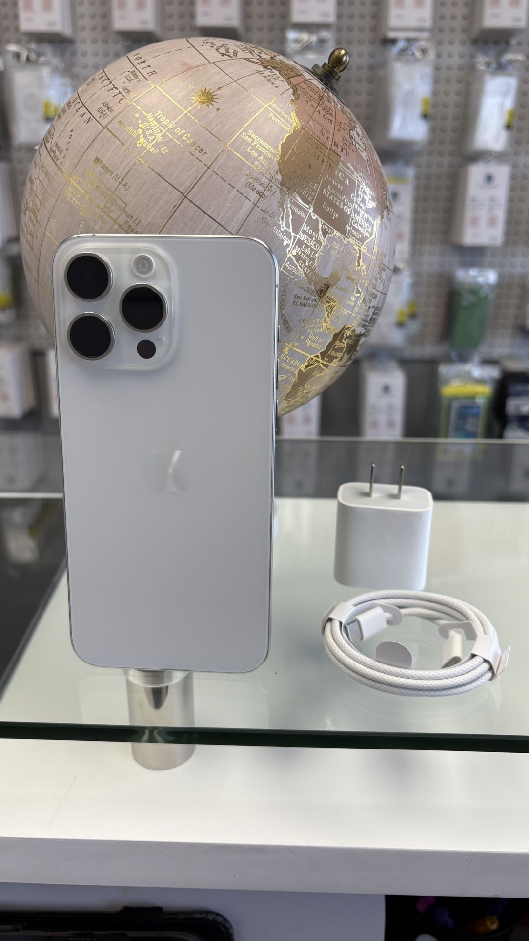 iPhone 15 Pro Max Unlocked 256 Gb