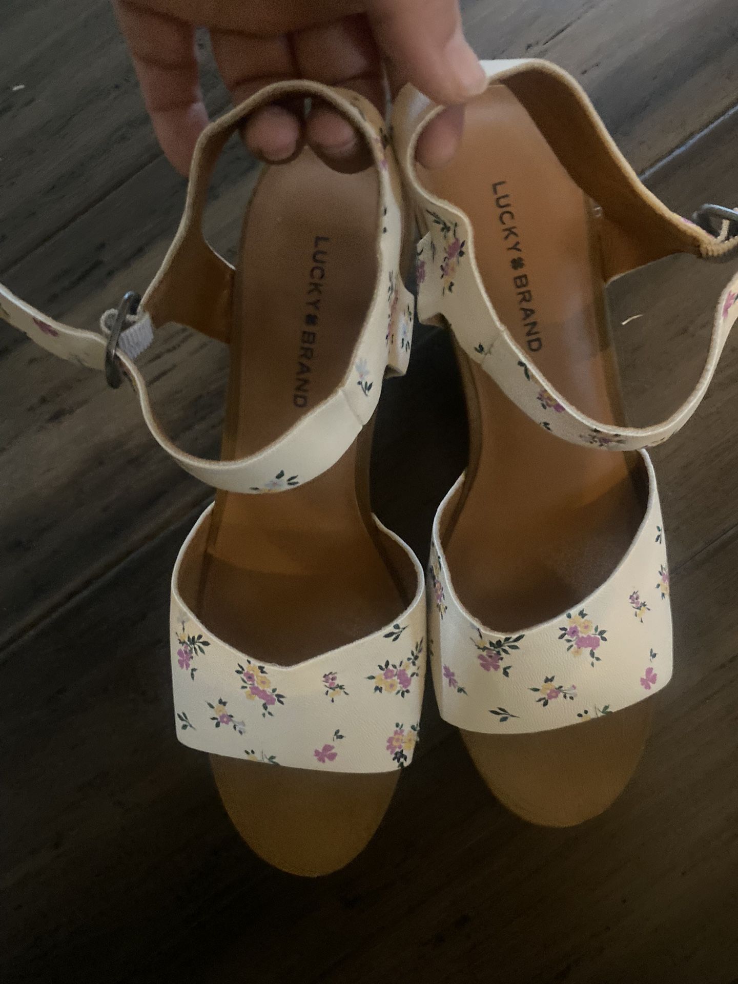 Women’s Shoes Size 8 Lucky Brand Heels