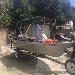 Valco 12 ‘ Fishing Boat 