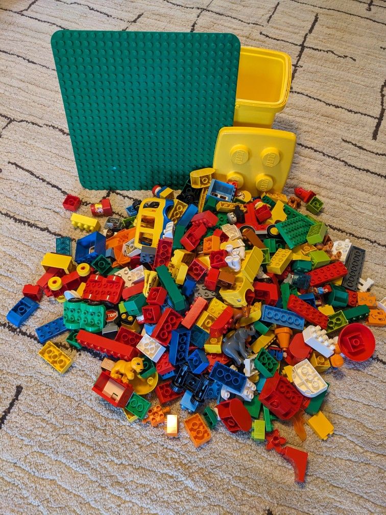 LEGO Duplo Blocks -- Over 350 Pieces!
