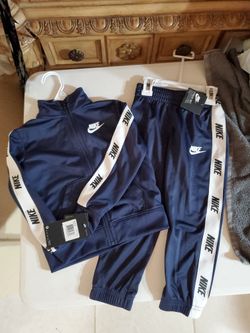 Nike Toddler 2 PC 