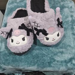 Kuromi Cozy Slippers Size 6 - 7