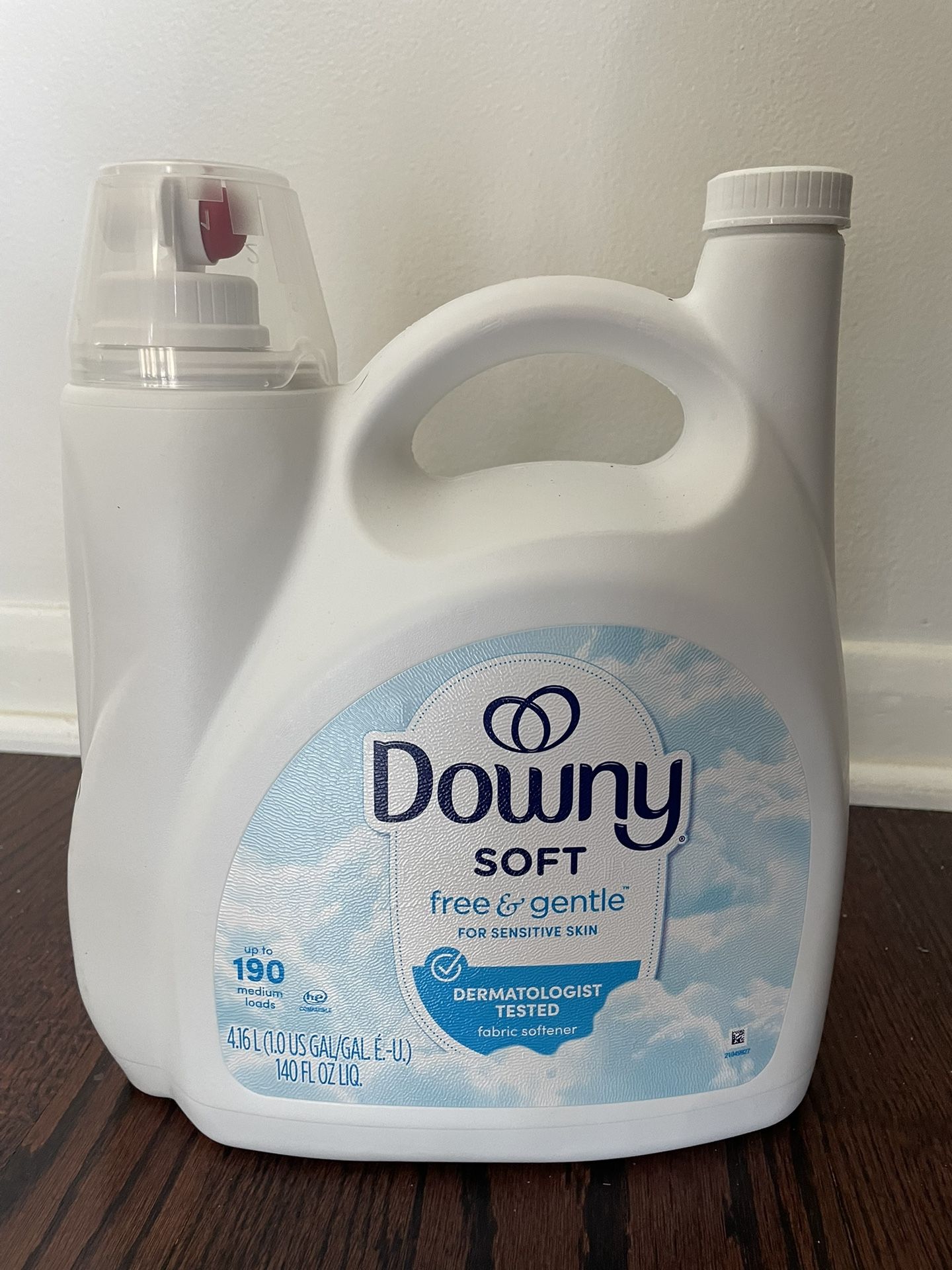 Downy Free and Soft Liquid Fabric Softener for Sensitive Skin!