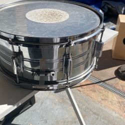 Pearl Snare Drum 