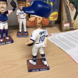 Justin Turner Bobble head(s)- 4 Available