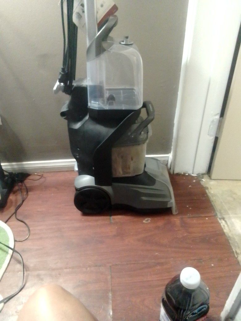 Hoover  Carpet Shampooer