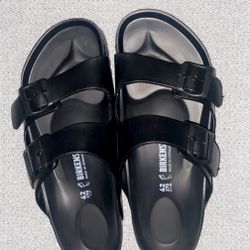 The BIRKENSTOCK Arizona