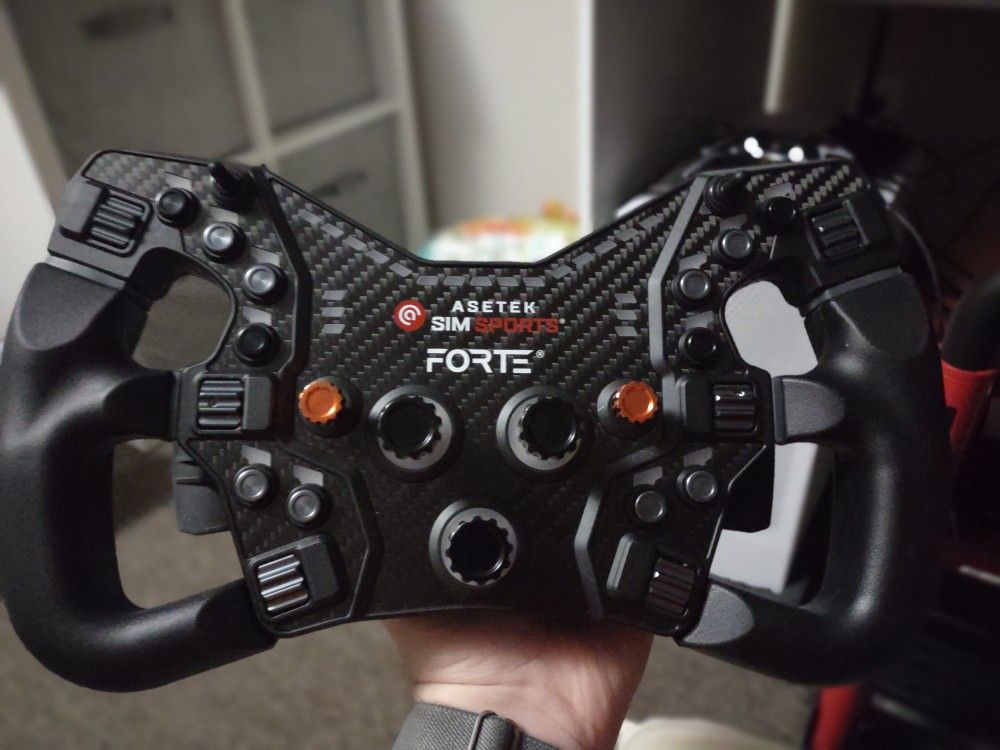 Asetek Forte Formula Wheel