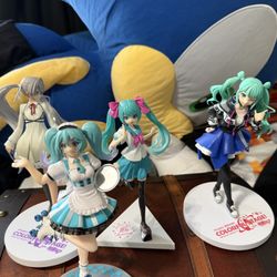 Hatsune Miku Figures - Set Of 4