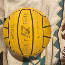 NCAA K7 Hydrogrip Collegiate Water Polo Ball