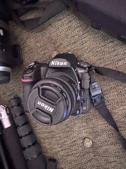 Nikon D850 + Tamron 70-200mm f/2.8 G2 + SB-5000 + 50mm f/1.4