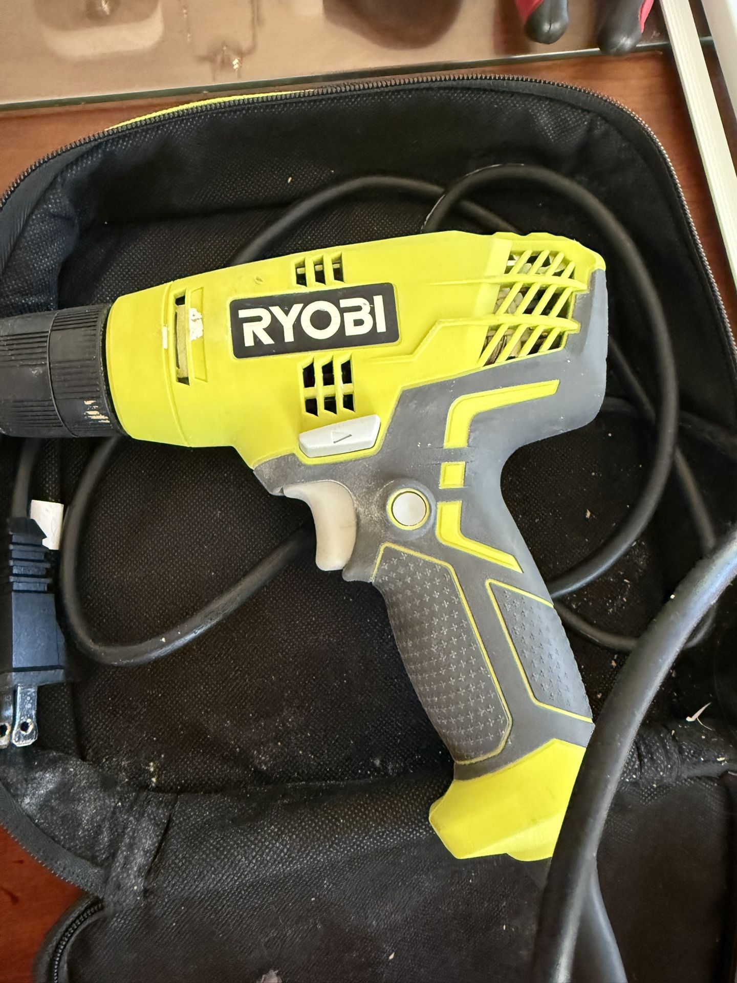RYOBI Power DRILL with Set