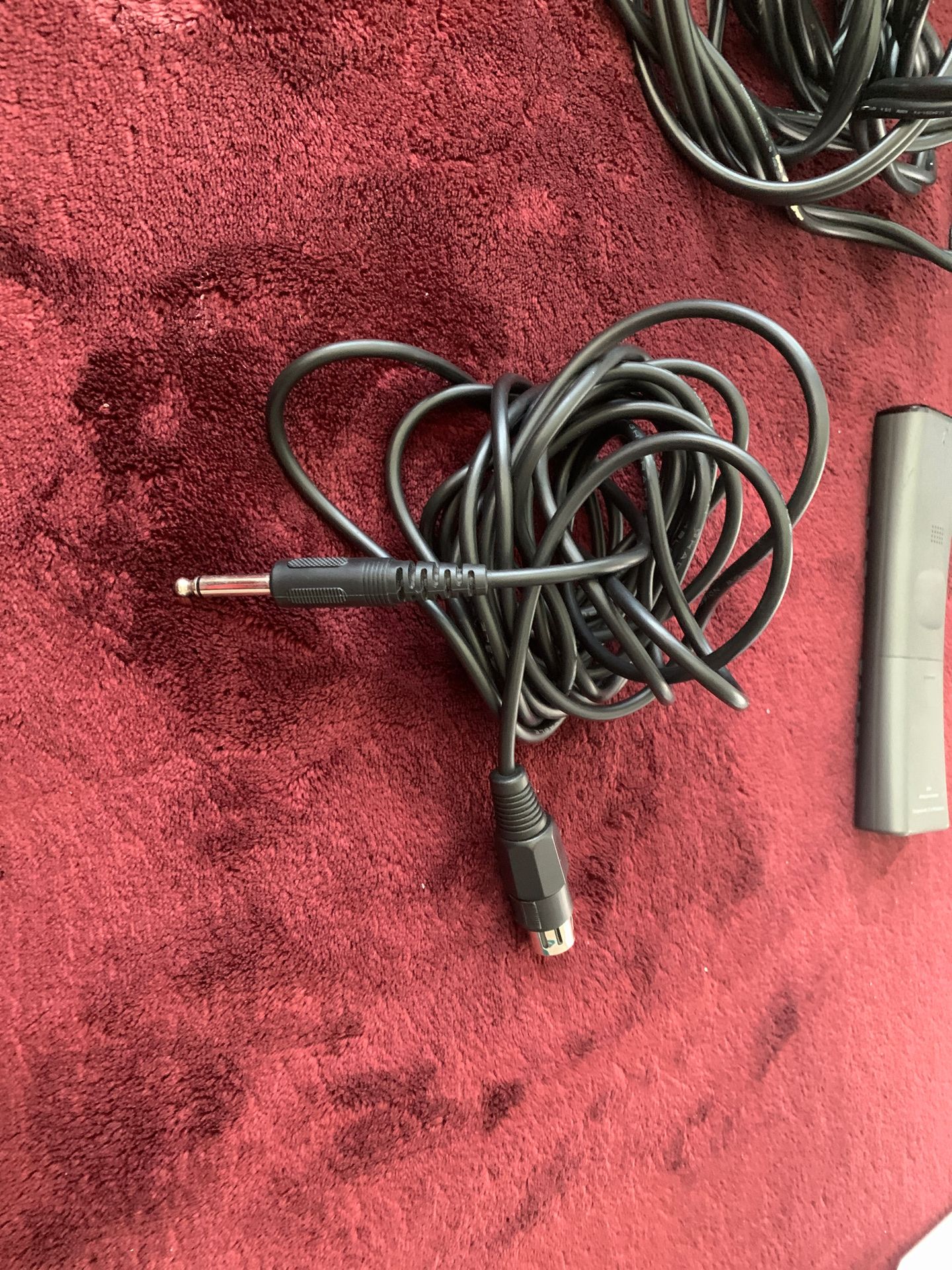 Mic cable