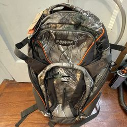 Magellan hunting Backpack With Bladder