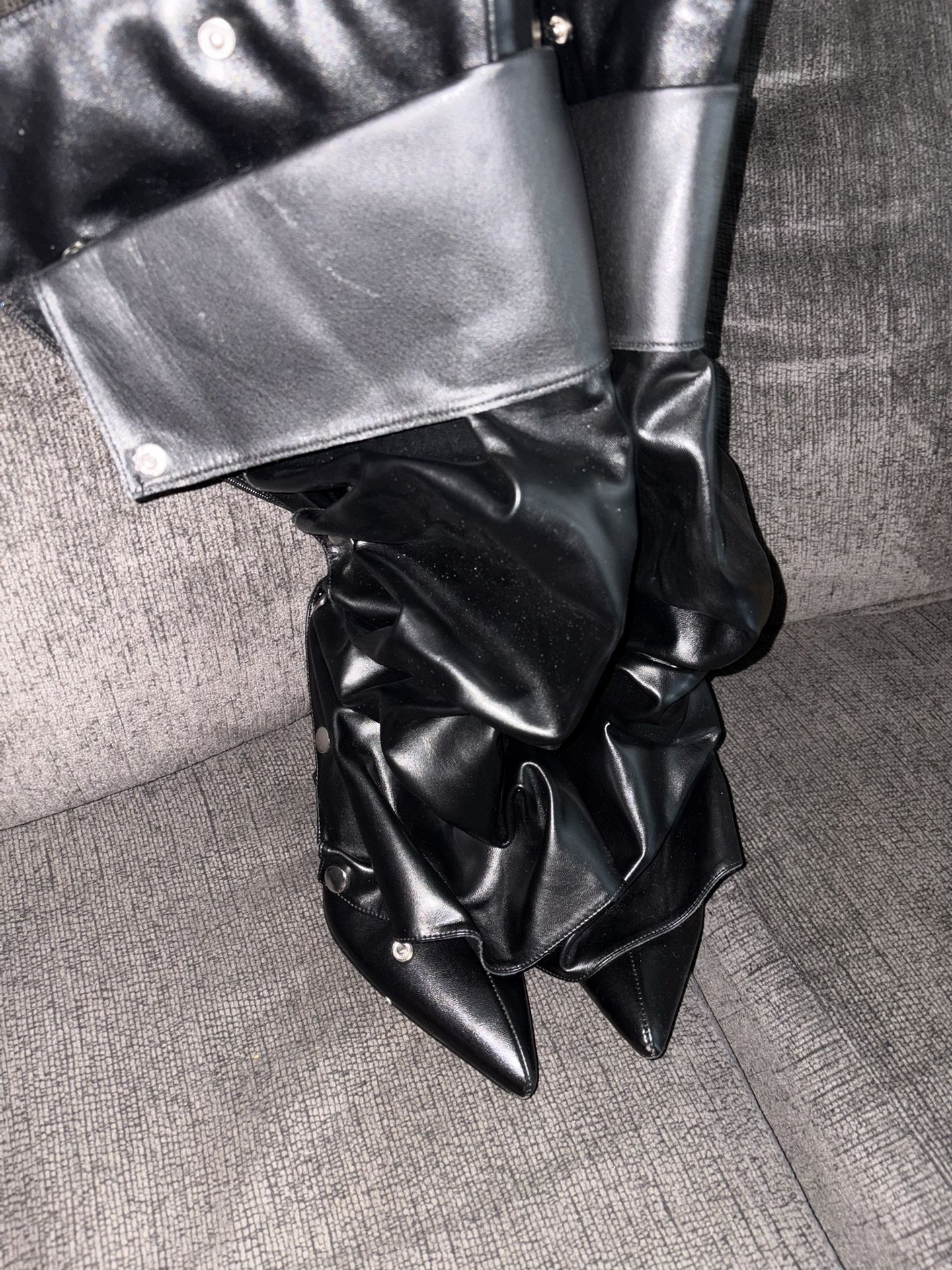 Leather Heels 