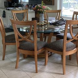 Dining Set , Accepting Offer