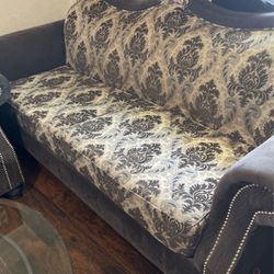 Sofas For Sale Gray Color In Good Condition 